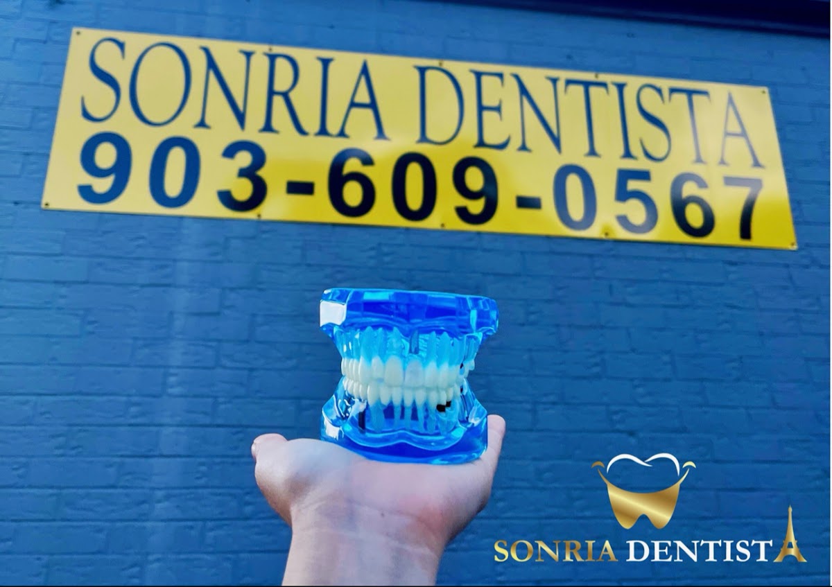 Sonria Dentista of Paris- Dental Implants and Family Dentistry photo 1