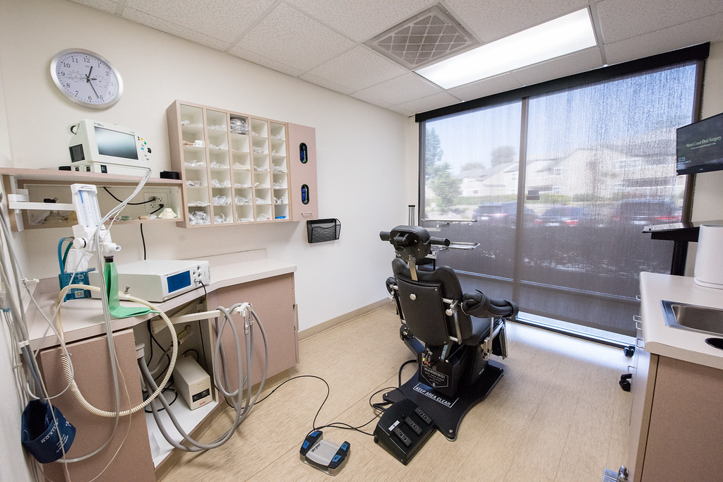 West Coast Oral Surgery photo 2
