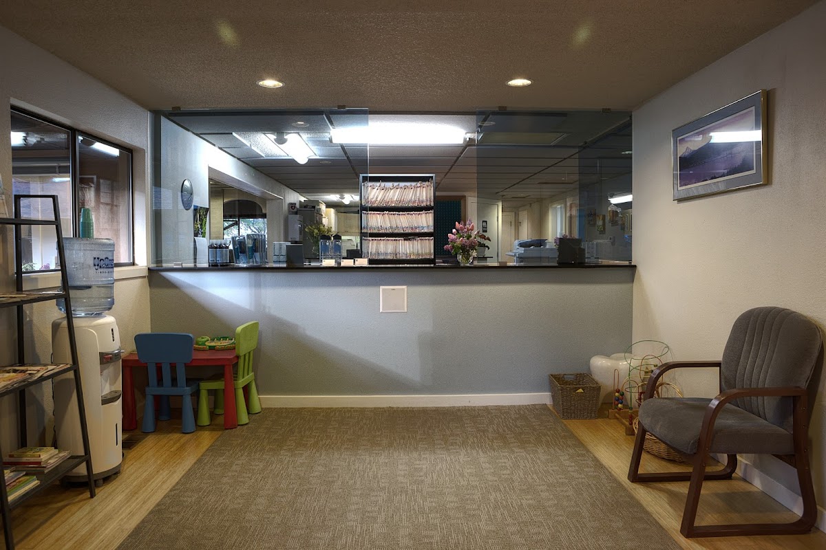 Hood River Dental photo 1