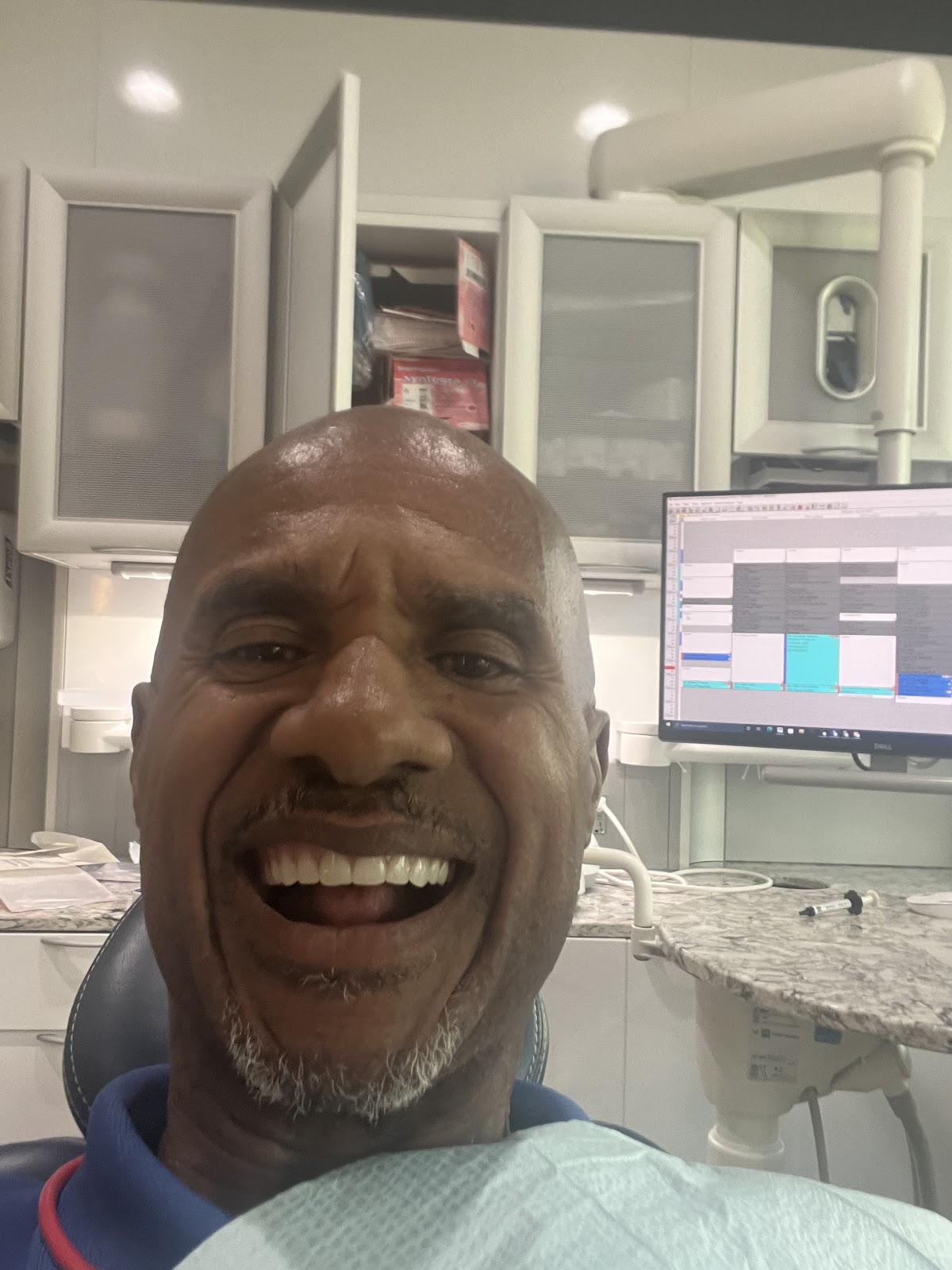 Columbia Center for Implants & Periodontics - Sanju Jose, DDS, Mds photo 6