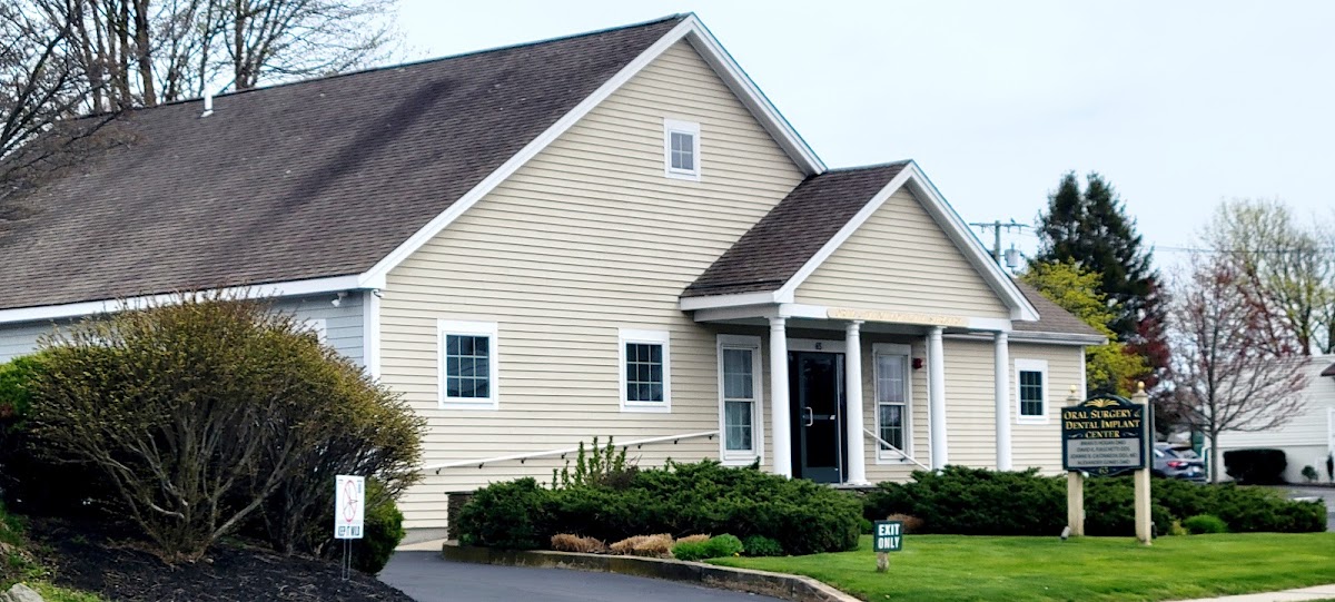 Oral Surgery and Dental Implant Center photo 5