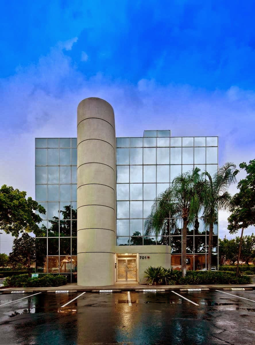 South Florida Oral & Facial Surgery | Dental Implant Center photo 1