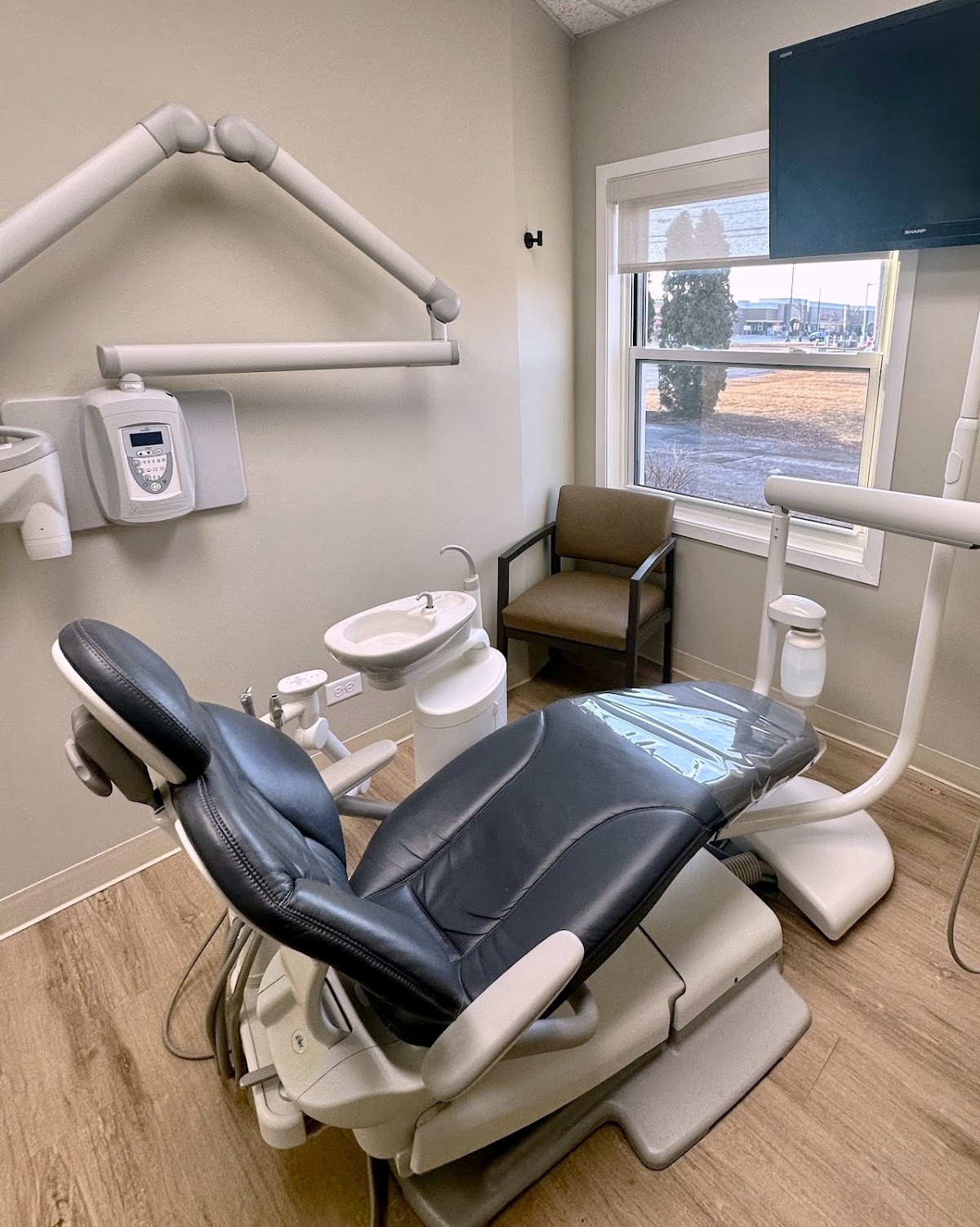 Tinley Park Smiles & Implant Dentistry photo 1