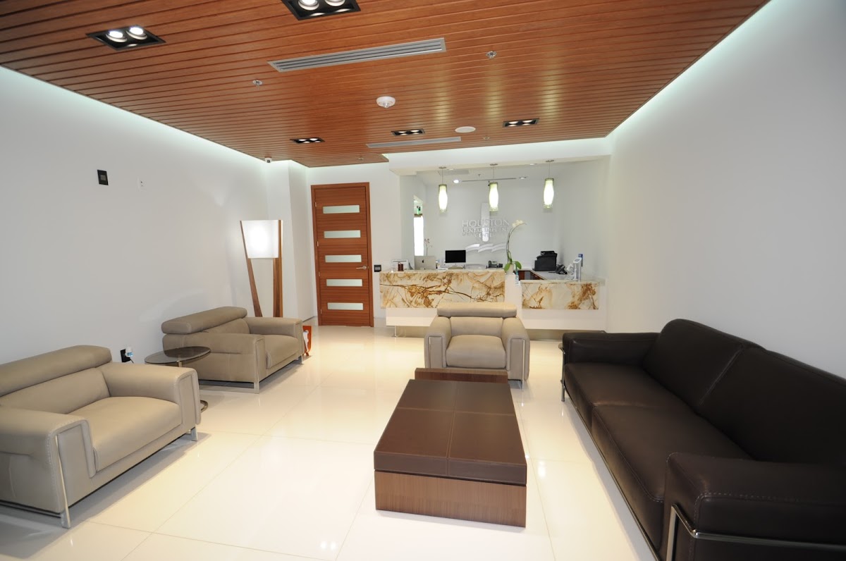 Houston Dental Implant & Cosmetic Center photo 2