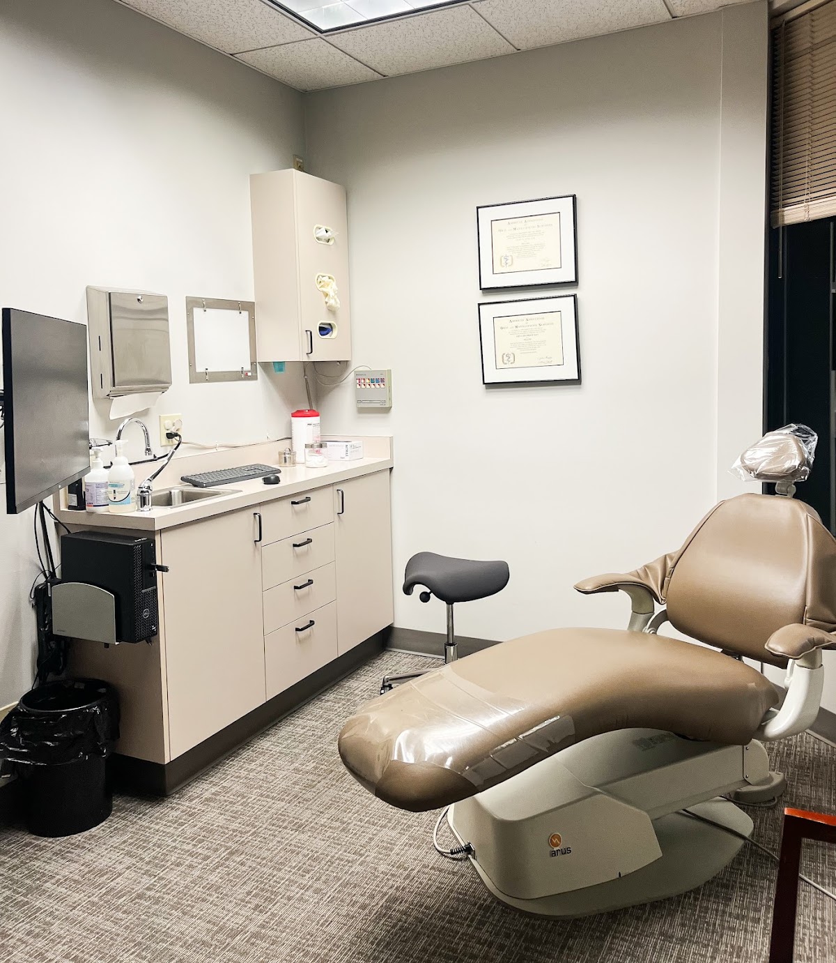 Edmonds Oral Surgery photo 4