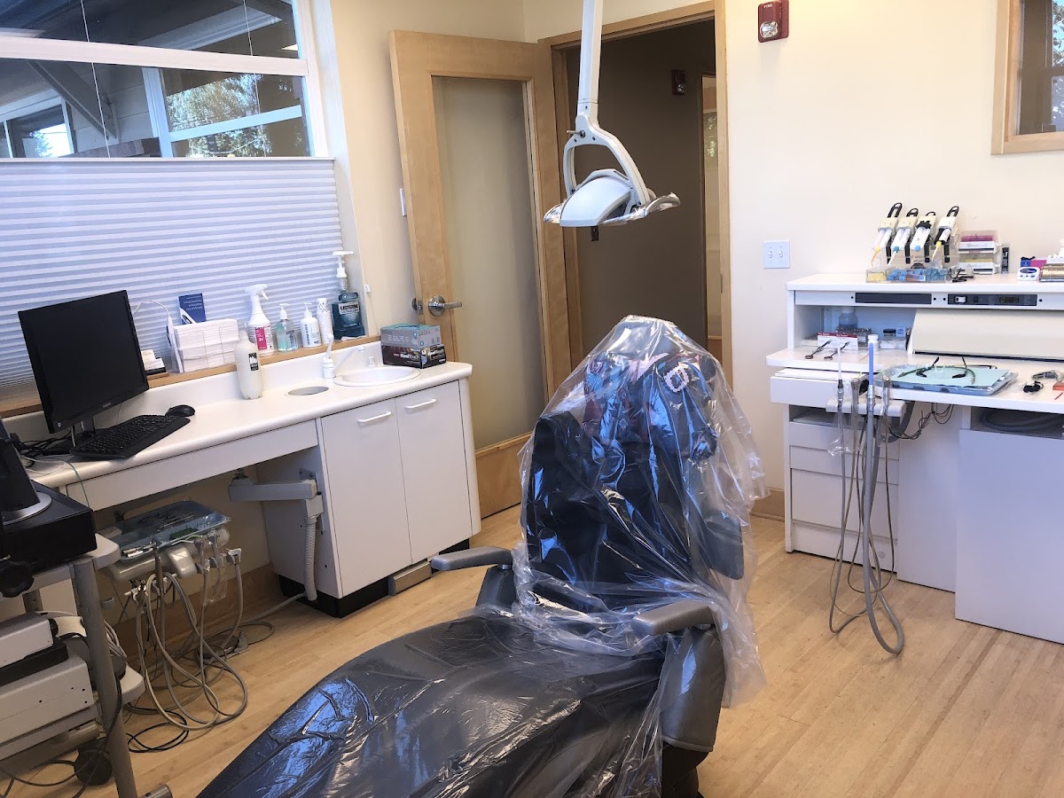 Everett Premier Dentistry: Sumit Makker D.D.S & Andrew Busev D.D.S. photo 4
