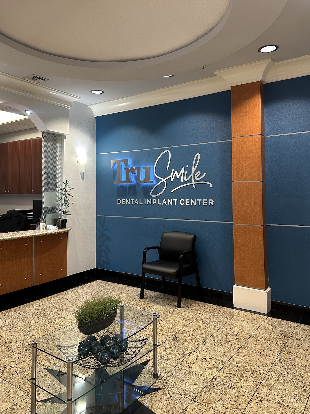 Trusmile Dental Implant Center photo 2