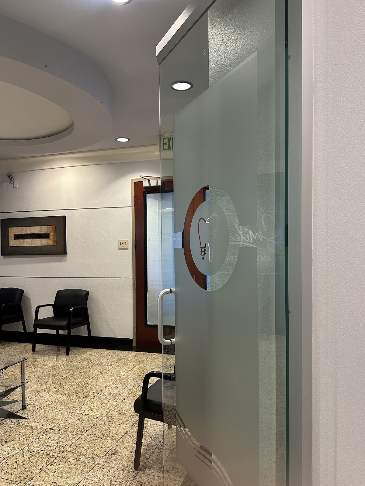 Trusmile Dental Implant Center photo 4