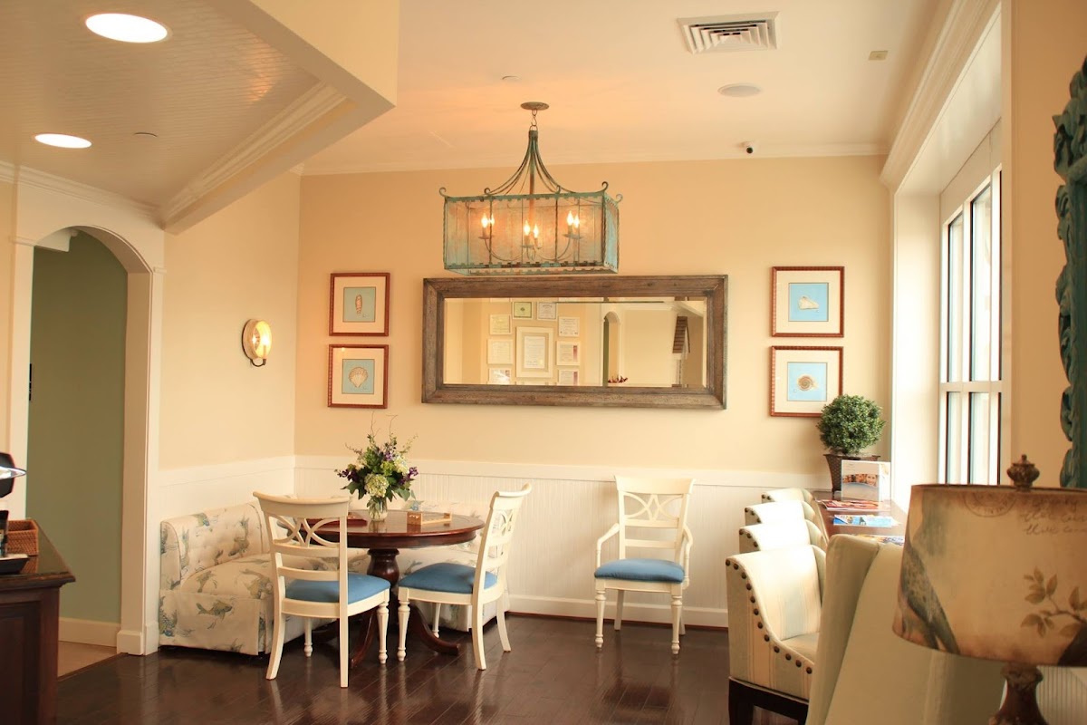 Williamsburg Center for Dental Health: Stacey S. Hall, DDS photo 1