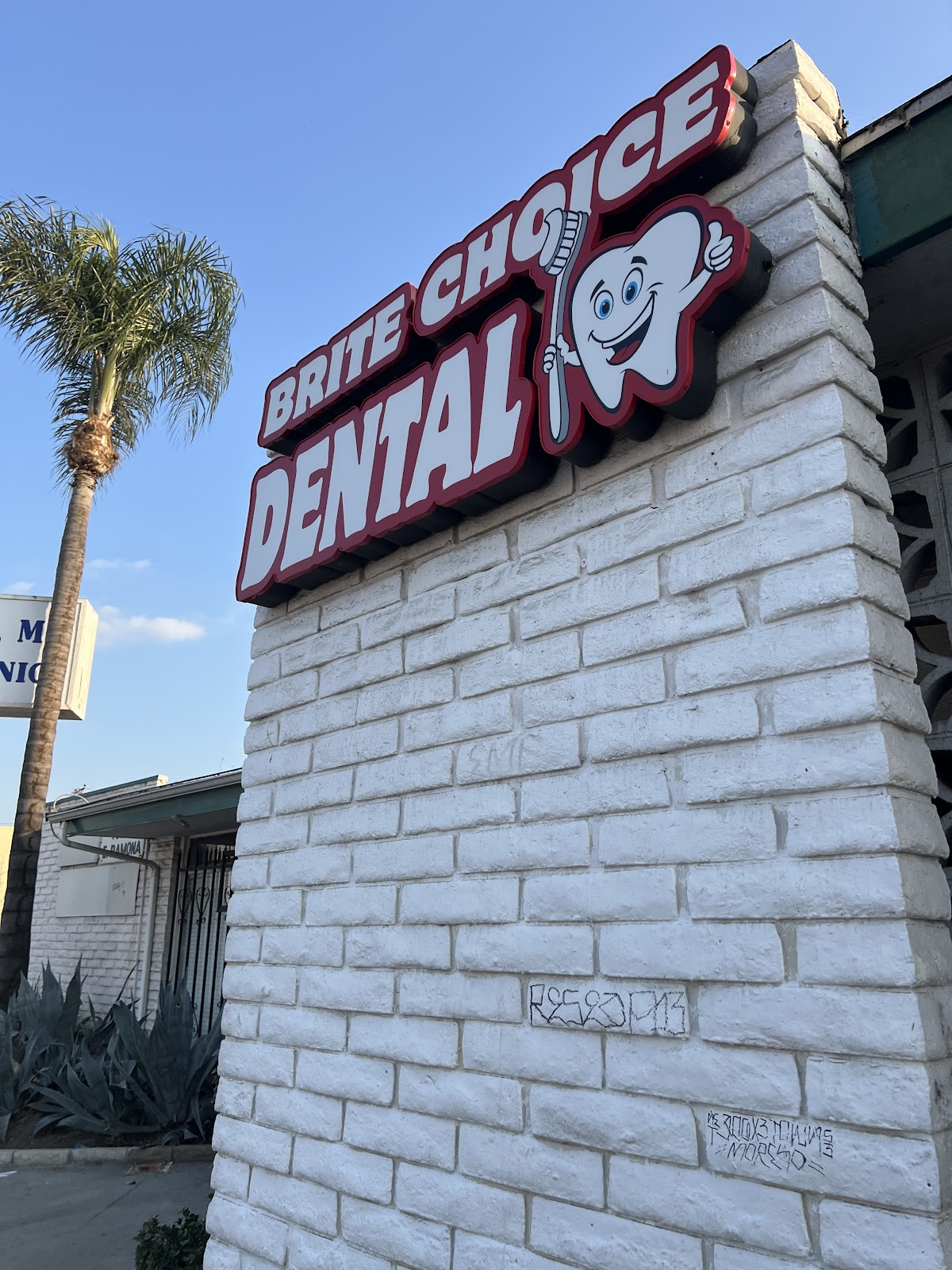 Brite Choice Dental El Monte - Cosmetic, Dental Implant & Family Dentistry photo 5