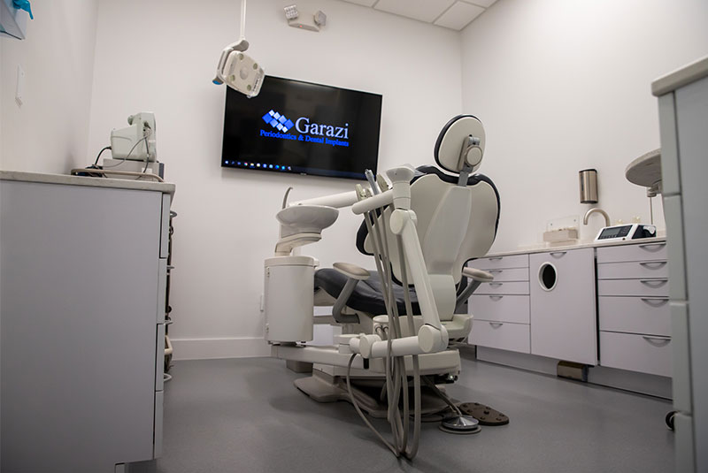 Garazi Periodontics and Dental Implants photo 3