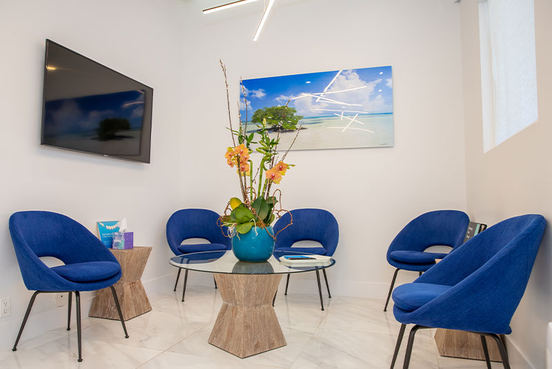 Garazi Periodontics and Dental Implants photo 6