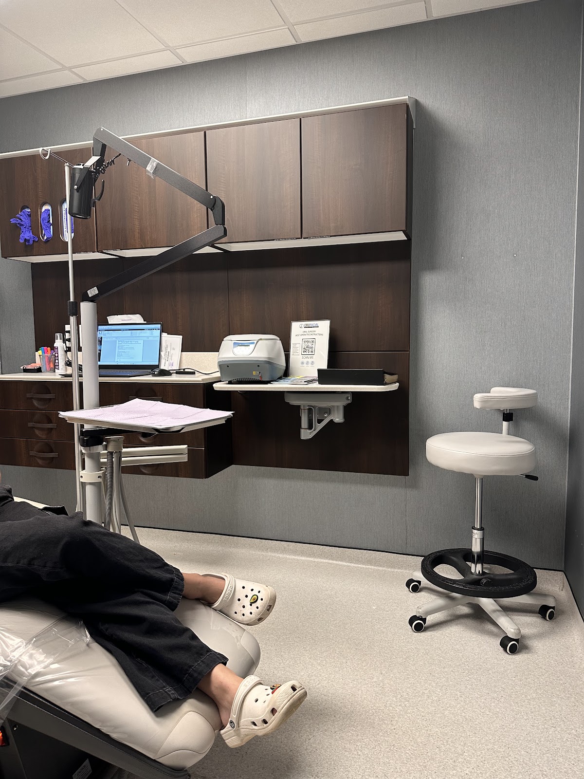 Orofacial & Dental Implant Surgery photo 4