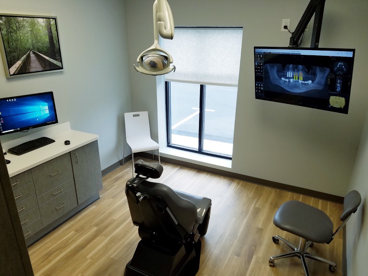 Camden Oral Surgery & Implant Center photo 3