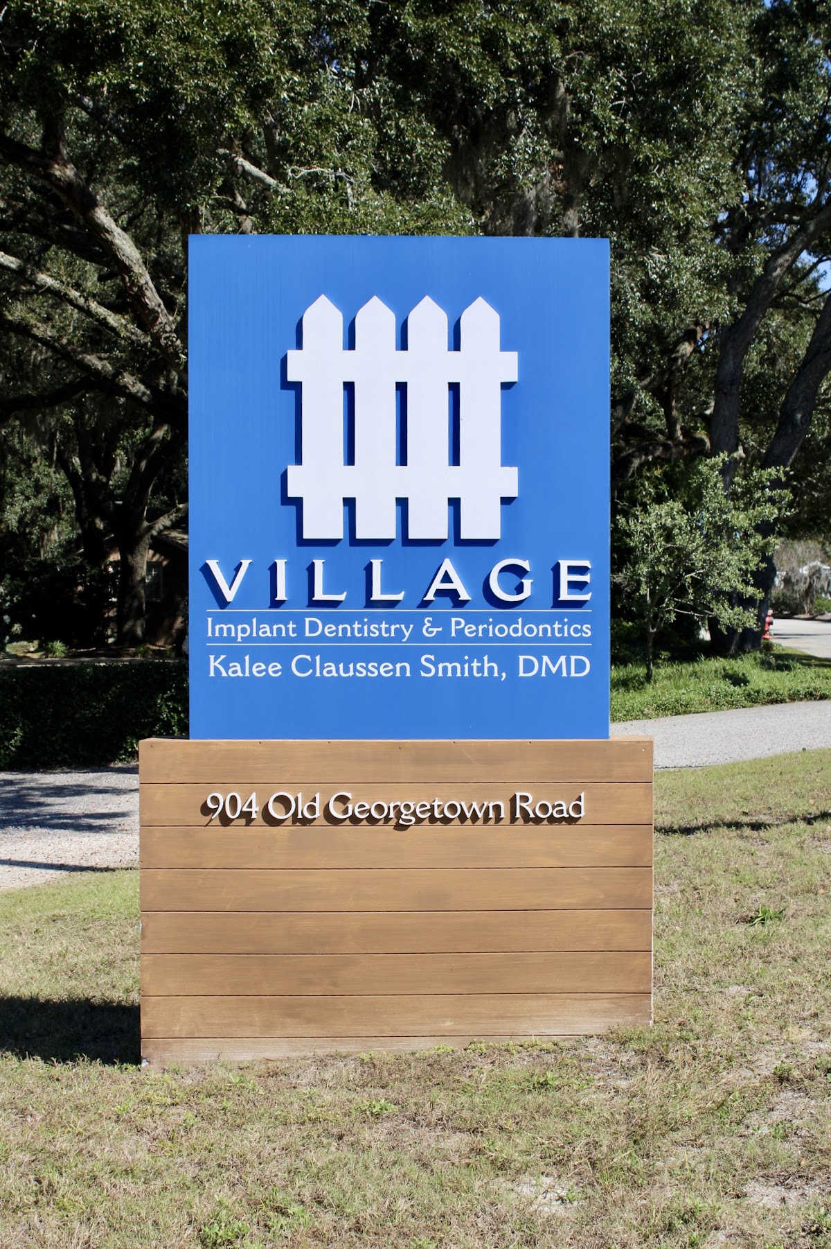Village Implant Dentistry & Periodontics photo 3