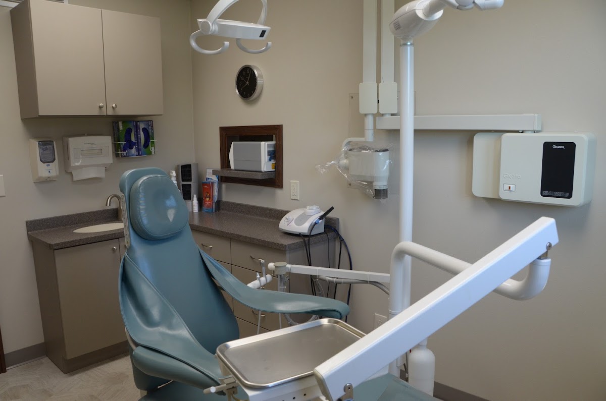 Peglow Jennifer R. DDS ? Family Dental Assoc. photo 3