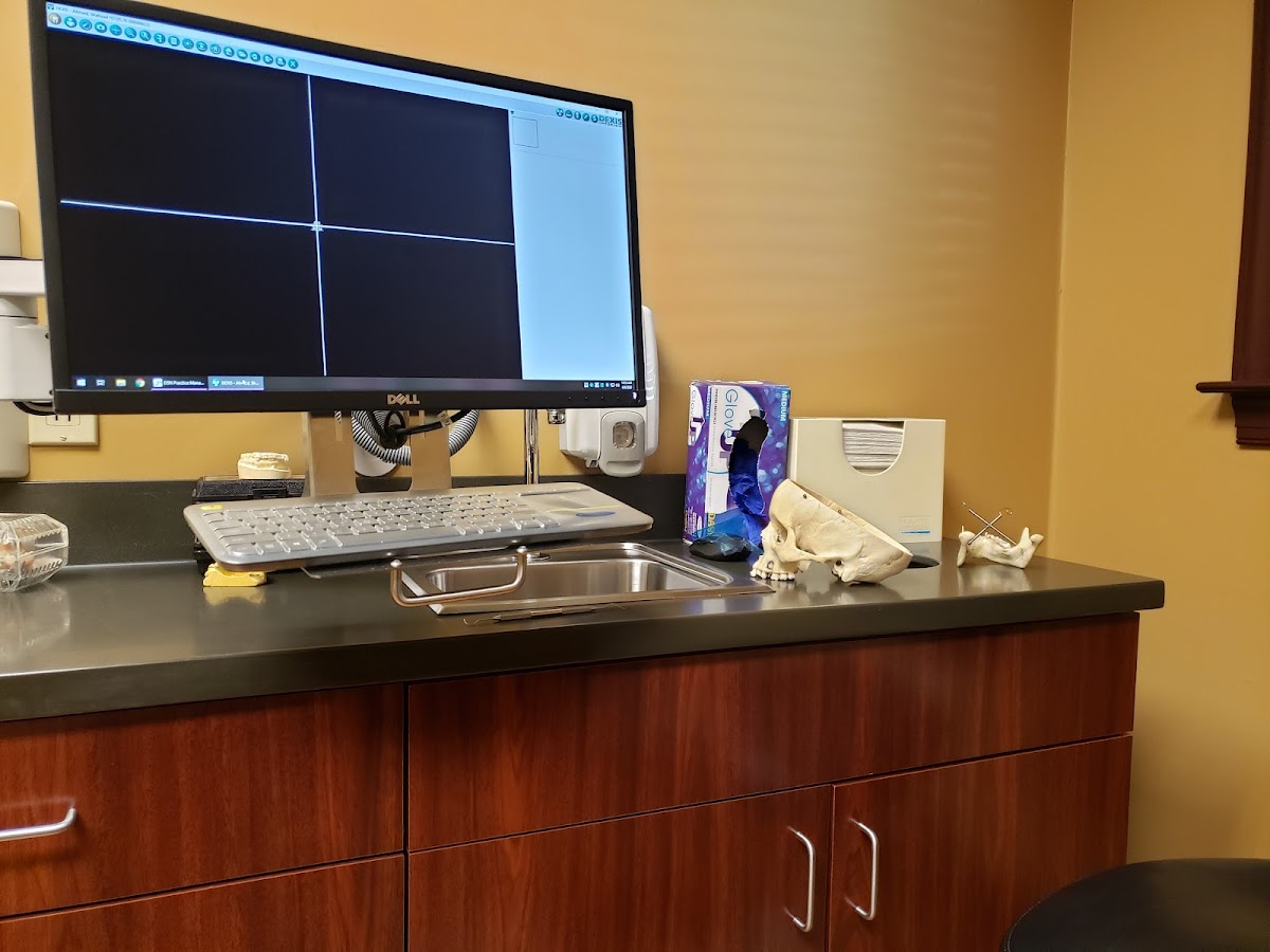Anzur Periodontics photo 3