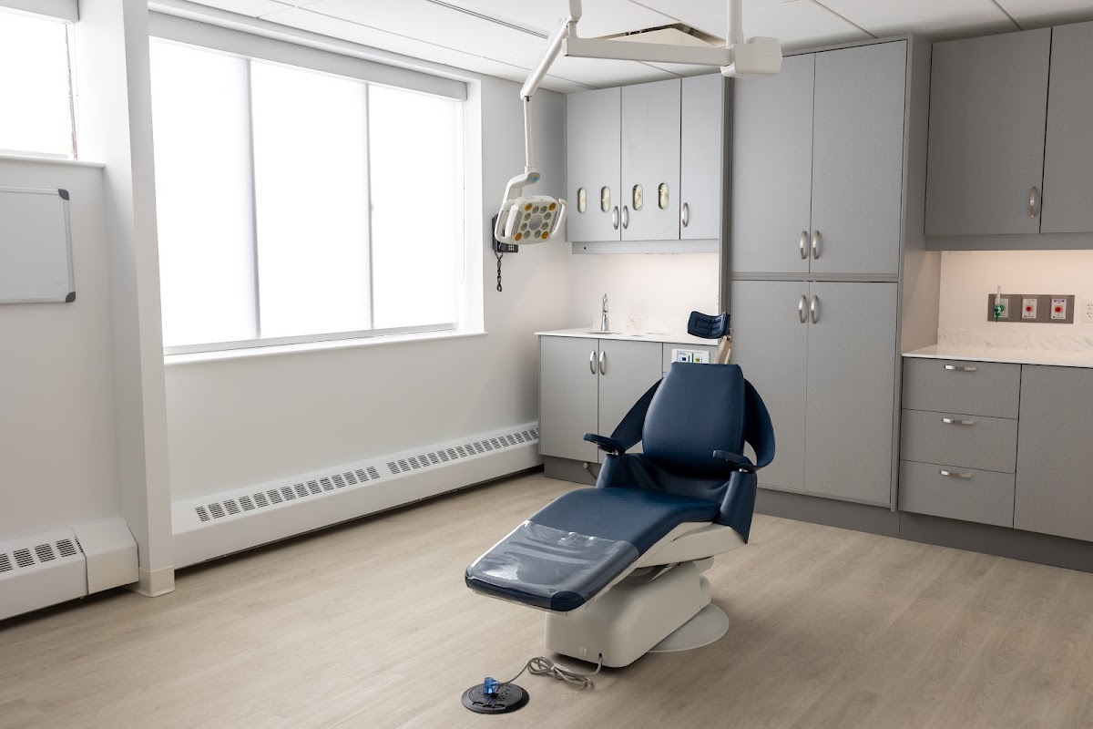 Wellesley Oral Surgery and Implant Center photo 2