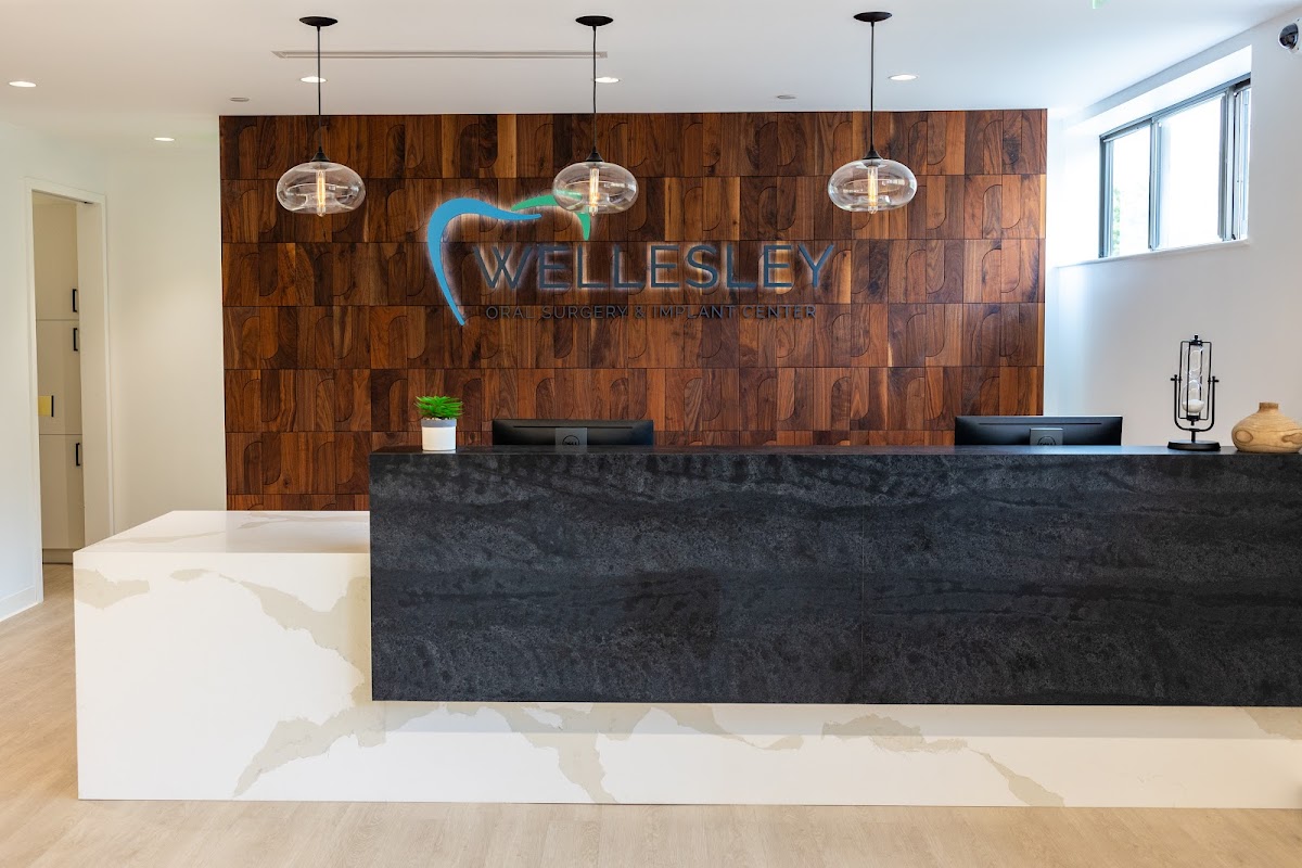 Wellesley Oral Surgery and Implant Center photo 4