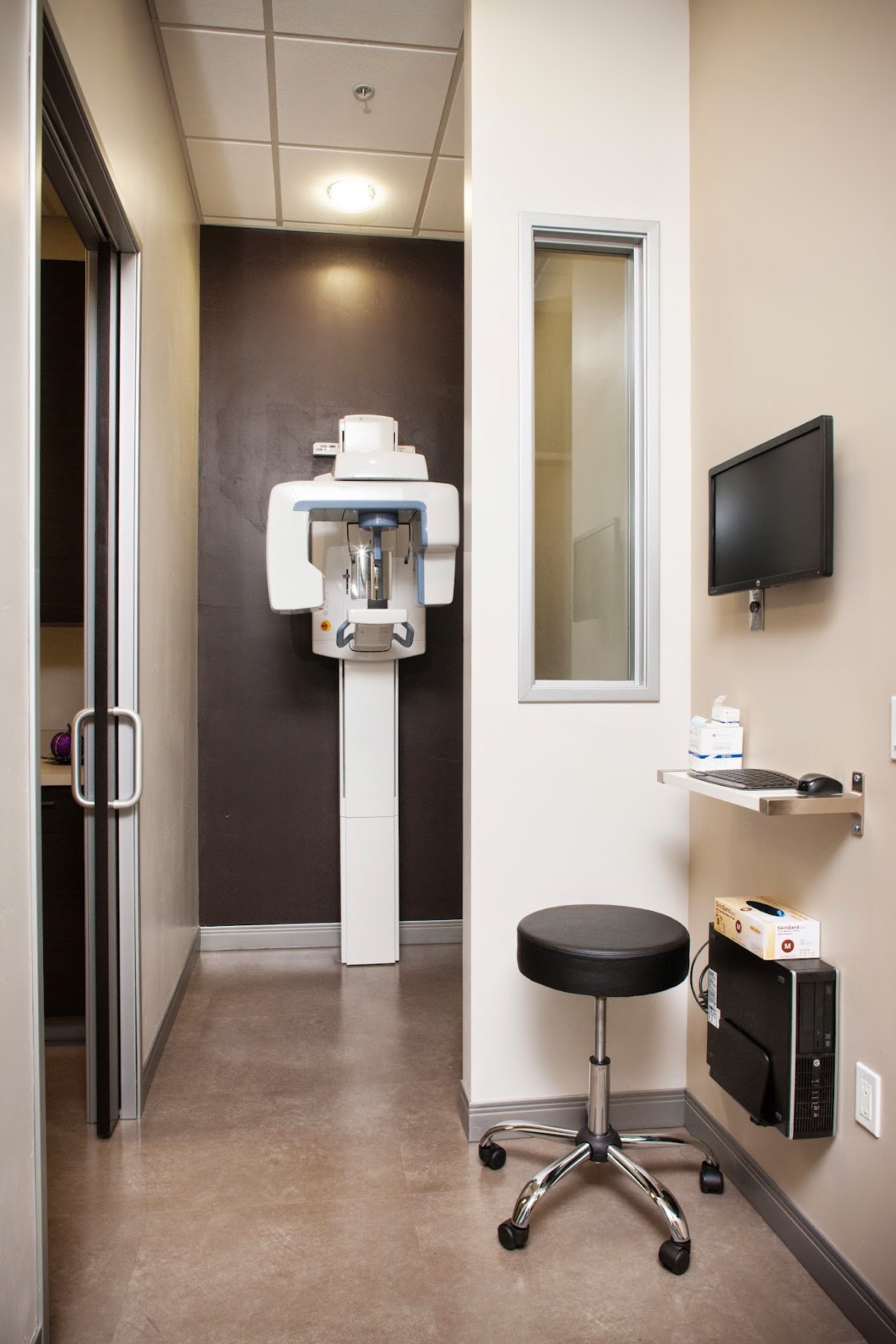 Robert H. Miner DDS photo 2