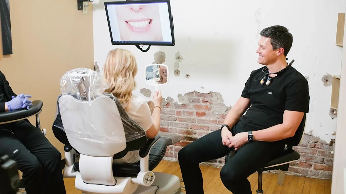 Smile on Dental Studio photo 1