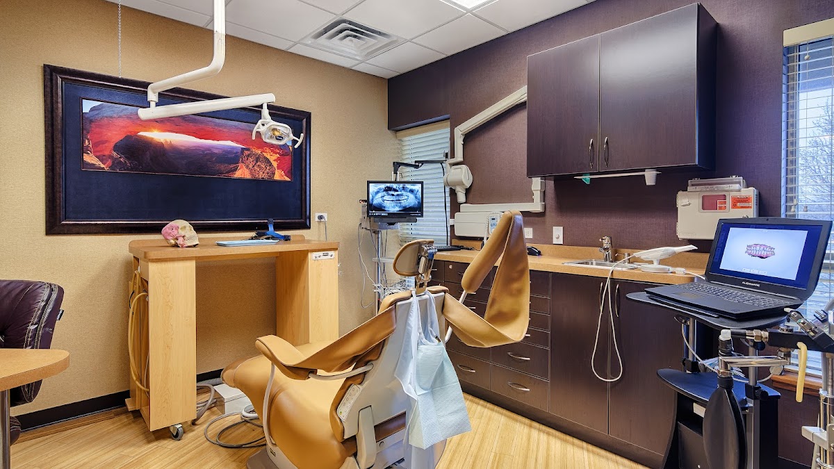 Advanced Oral & Maxillofacial Surgery photo 1