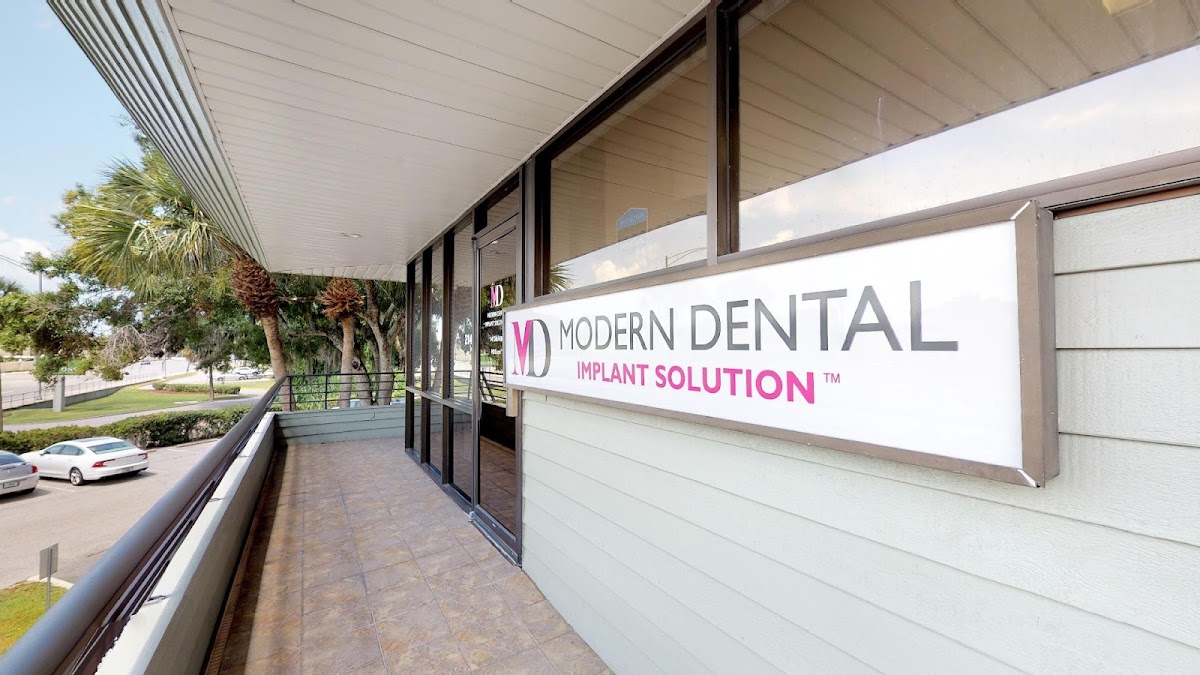 Modern Dental Implant Solutions photo 3