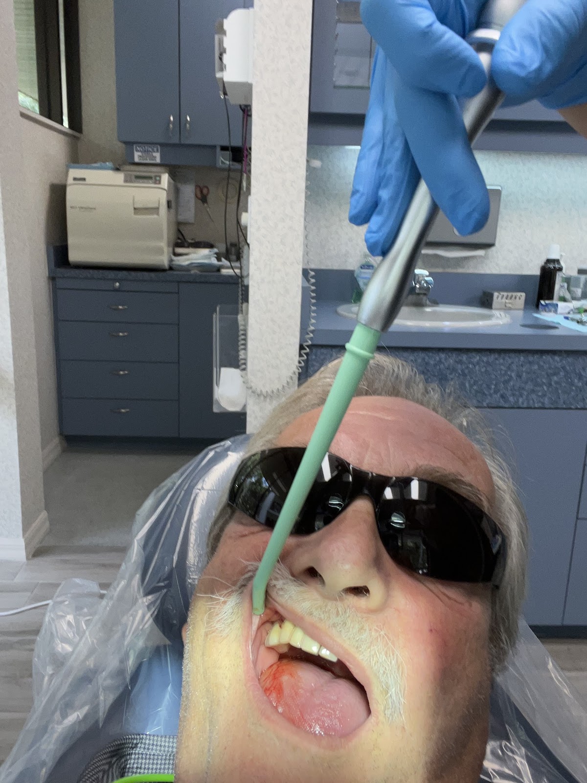 Modern Dental Implant Solutions photo 6