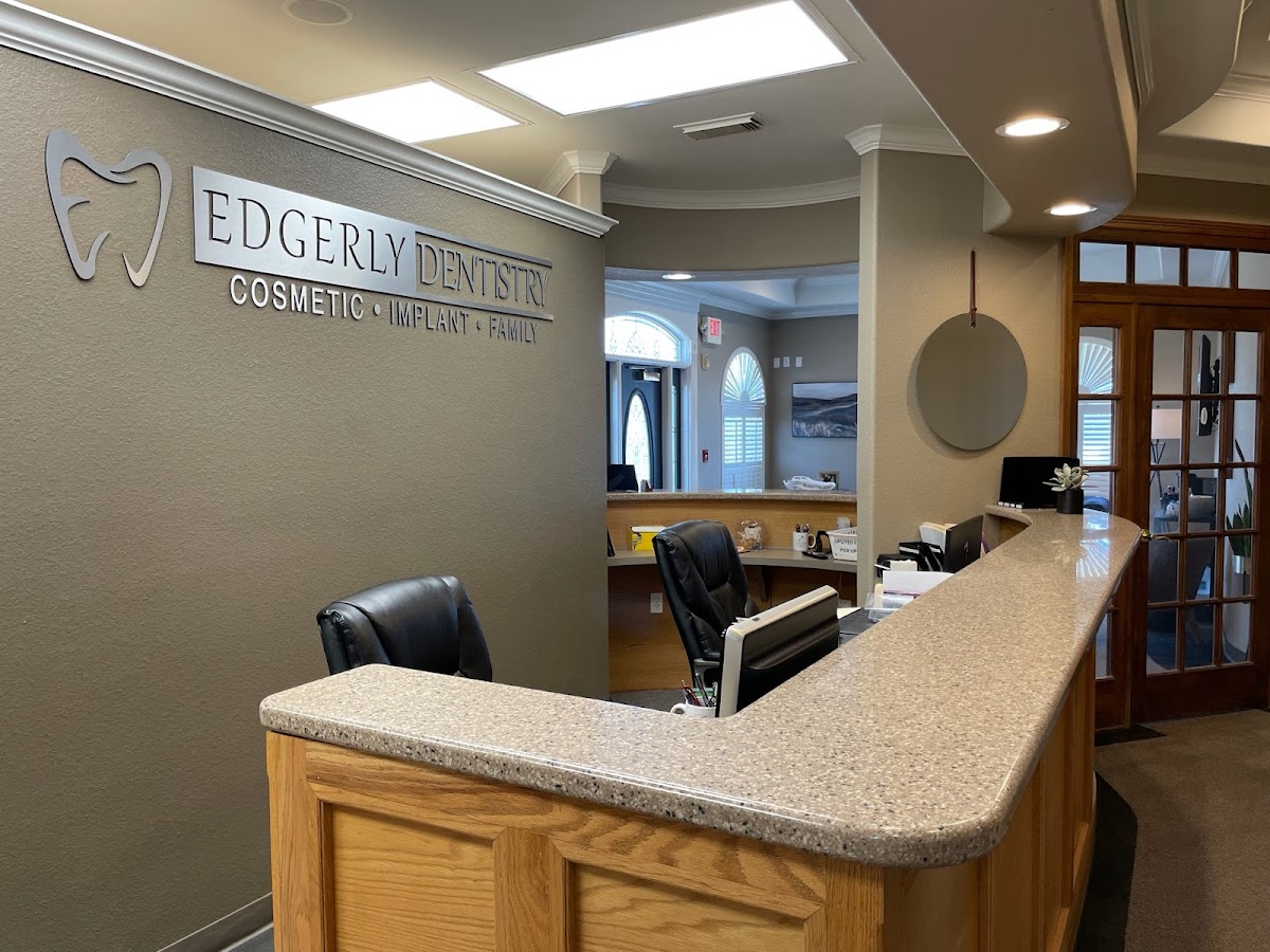 Edgerly Dentistry - Bridge City photo 4