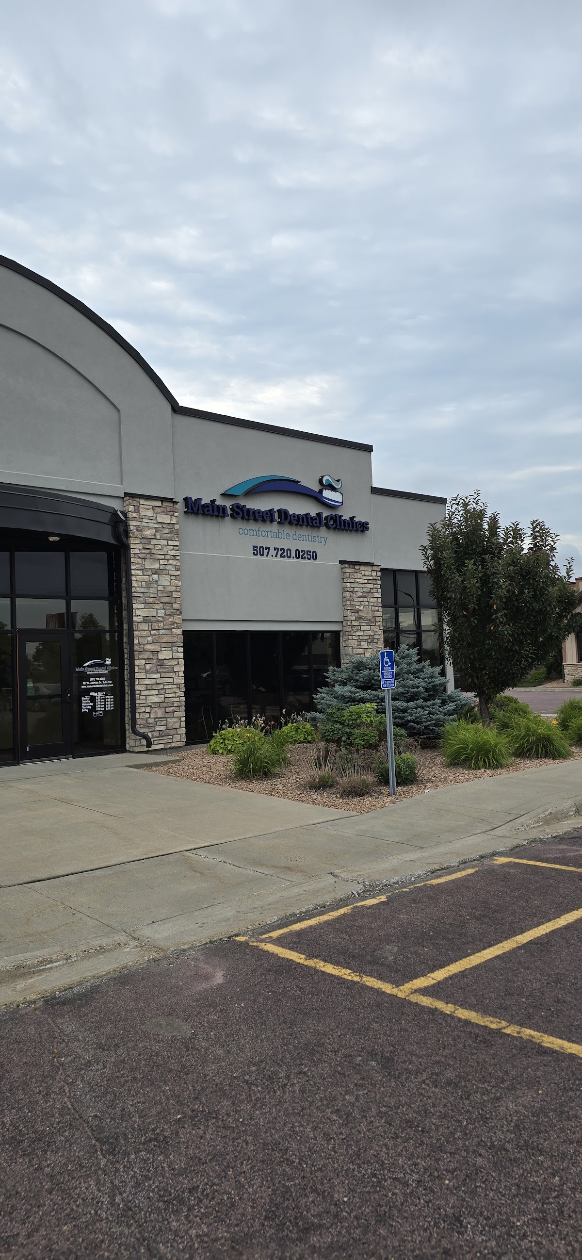Main Street Dental Clinics Of Mankato photo 5