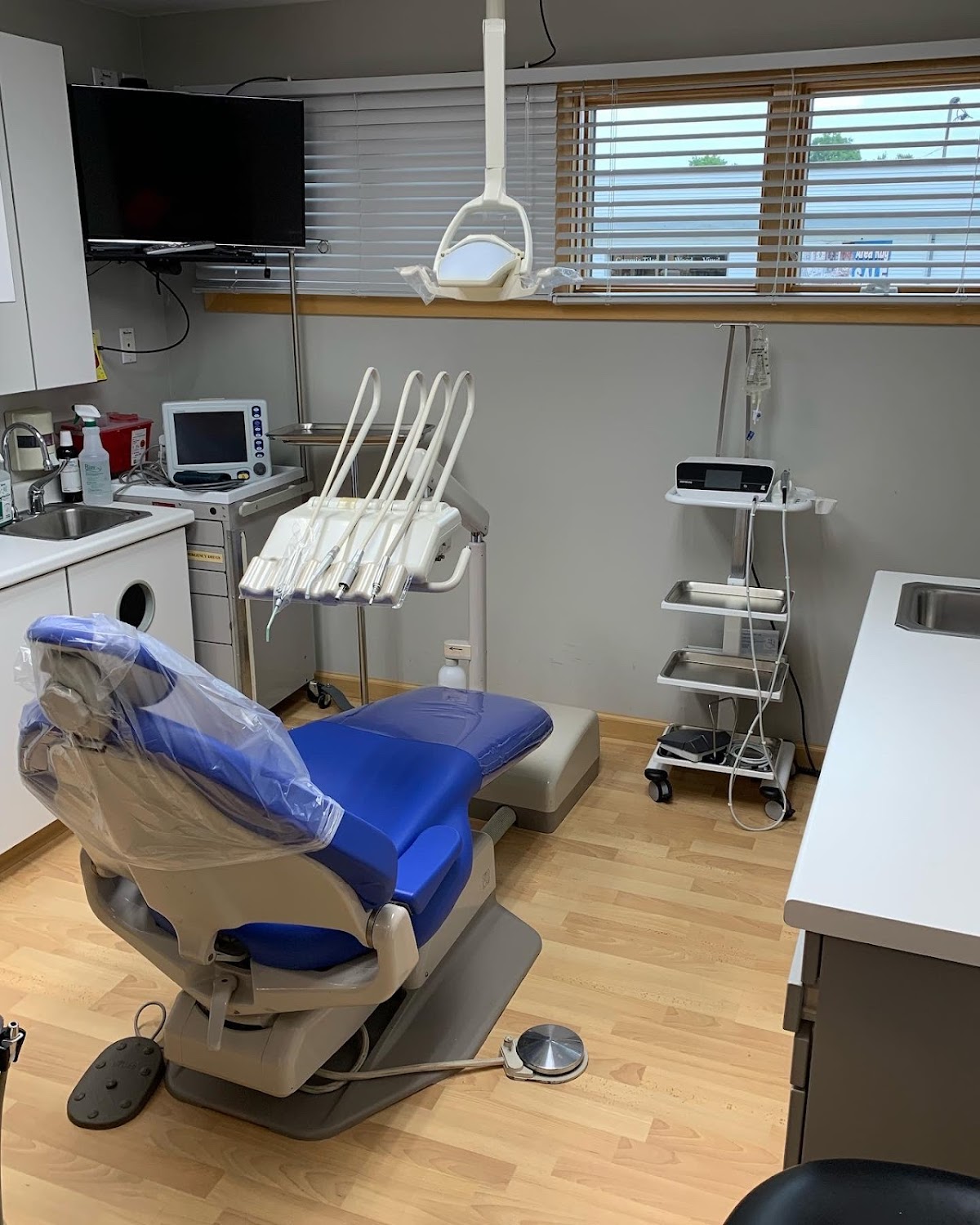 Advanced Cosmetic & Implant Dentistry photo 4