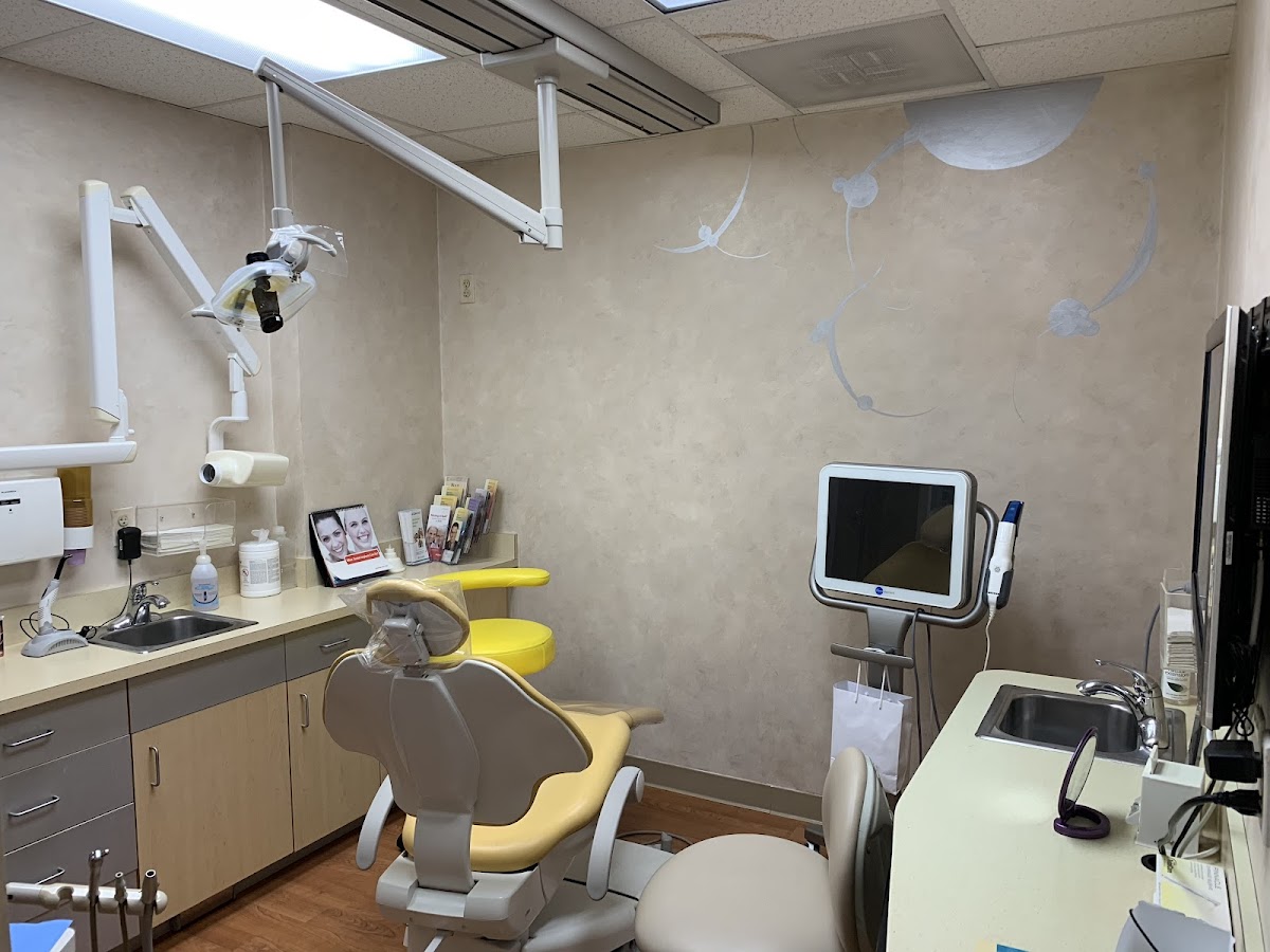 Implants and Cosmetic Dental Center photo 1