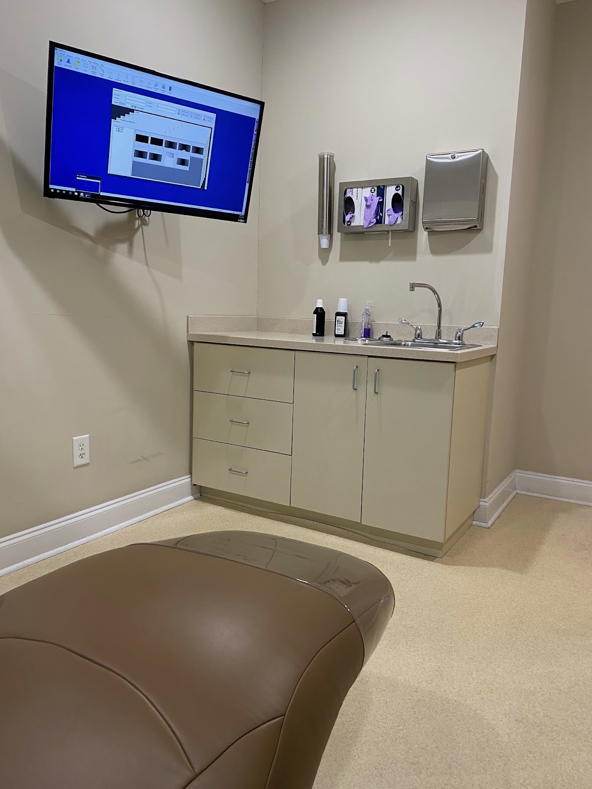 Oral & Facial Surgery of West Georgia - Columbus photo 1