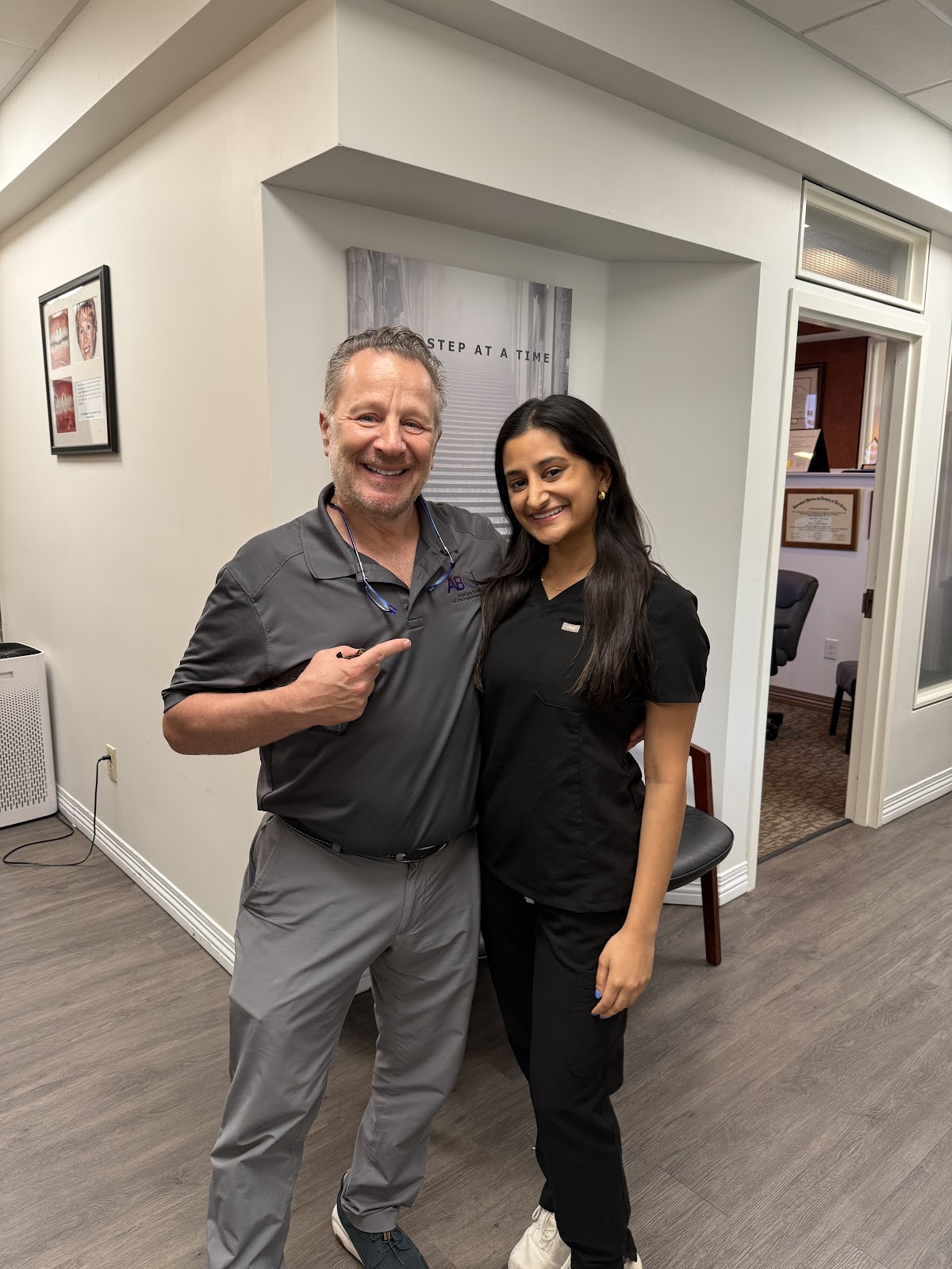 Towne Centre Family Dental and the Implant & Smilemakeover Studio photo 6