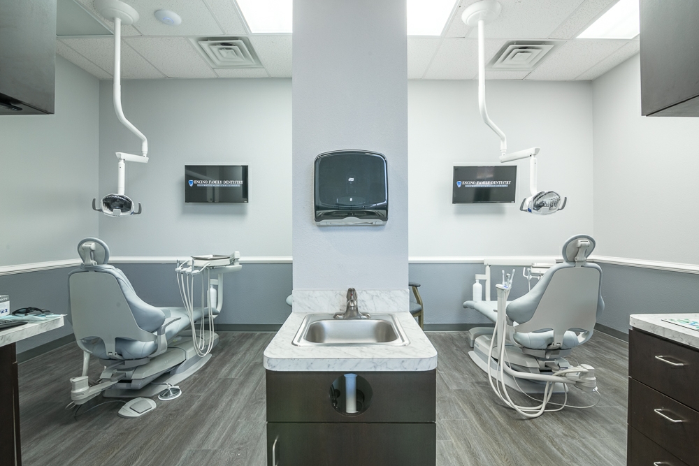Encino Family Dentistry, Cosmetic & Implant Center photo 3