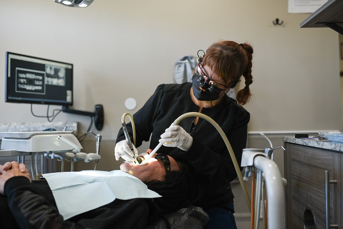 5 Mile Smiles Cosmetic & Restorative Dentistry photo 2