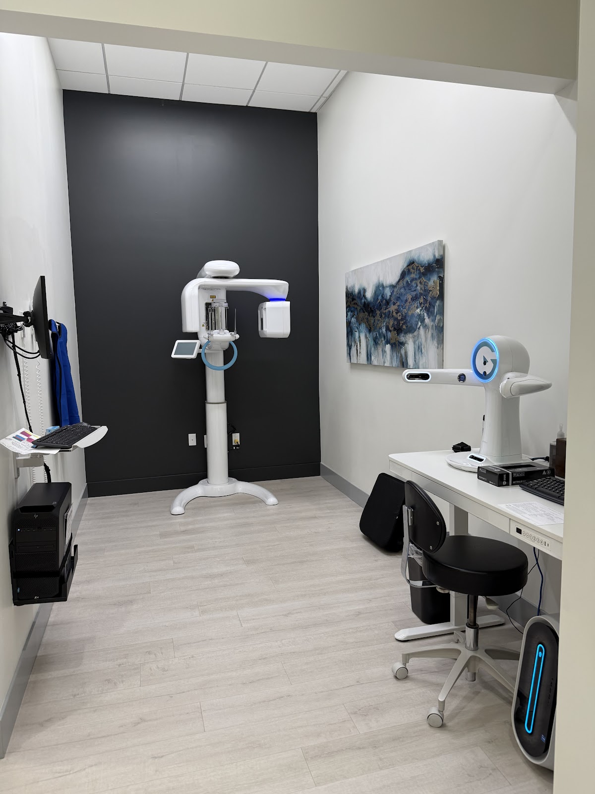 Dental Implants Gps photo 1