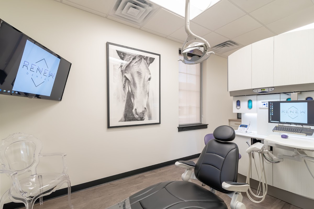 Renew Dental photo 2