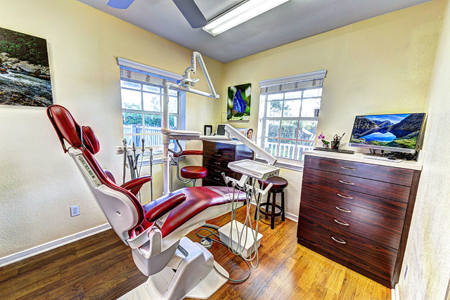 Soni Smiles - General and Implant Dentistry - Dentist Clearwater photo 3