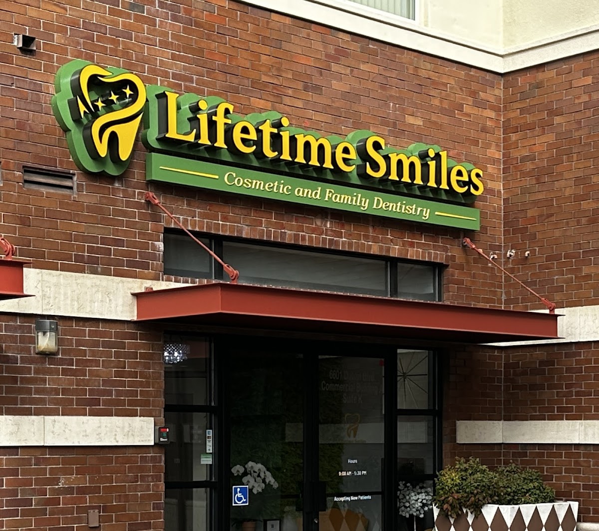 Lifetime Smiles Dublin photo 1