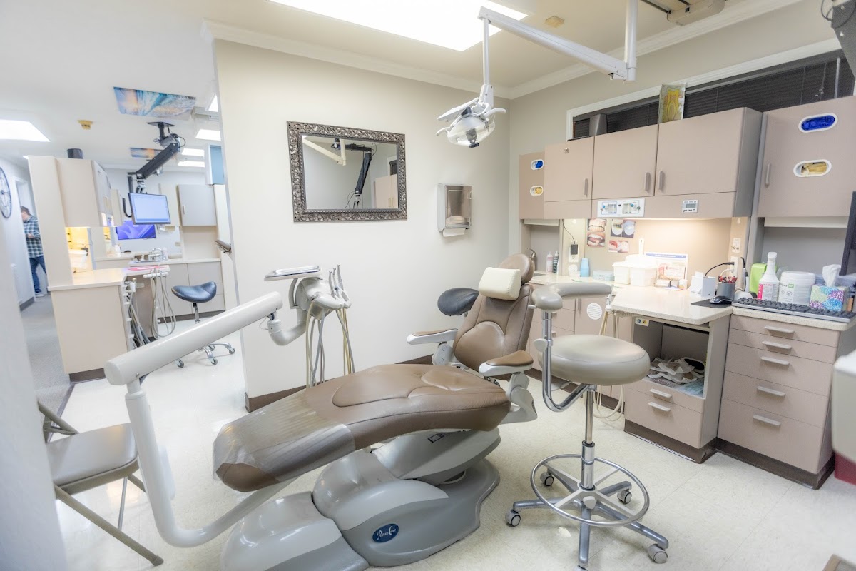 Drs. Wilson & Pool Hi-tech Family Dentistry photo 1