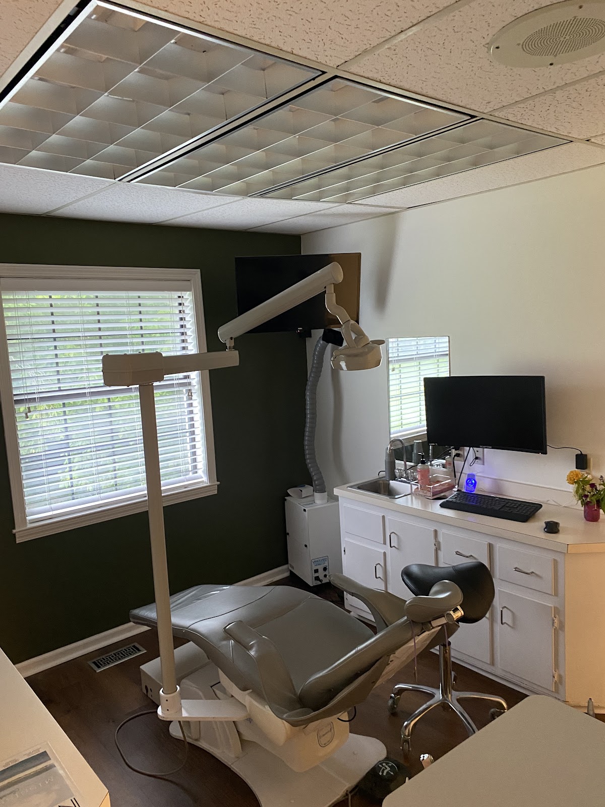 Grove Dental photo 4