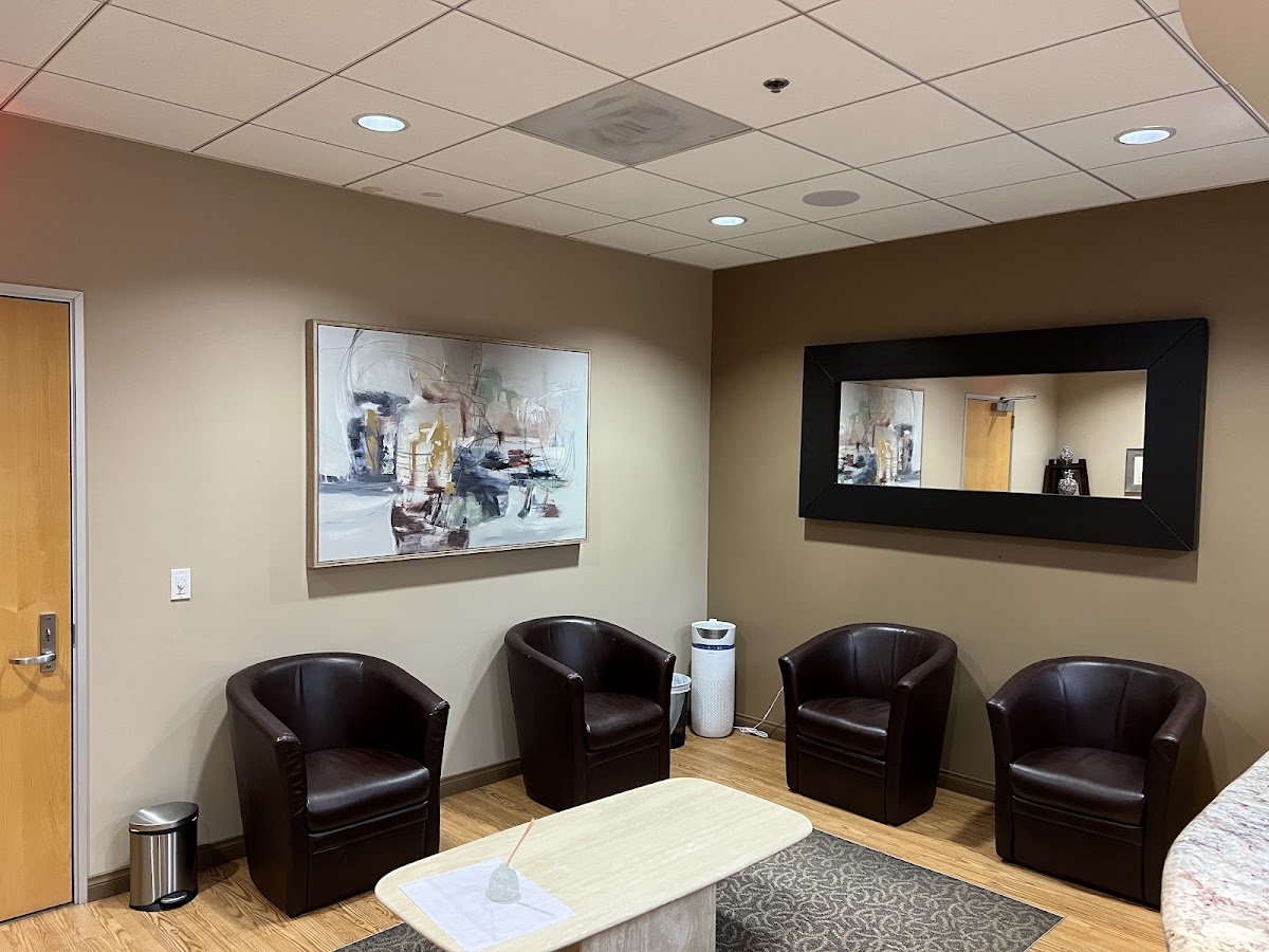 Valencia Cosmetic and Implant Dentistry photo 2