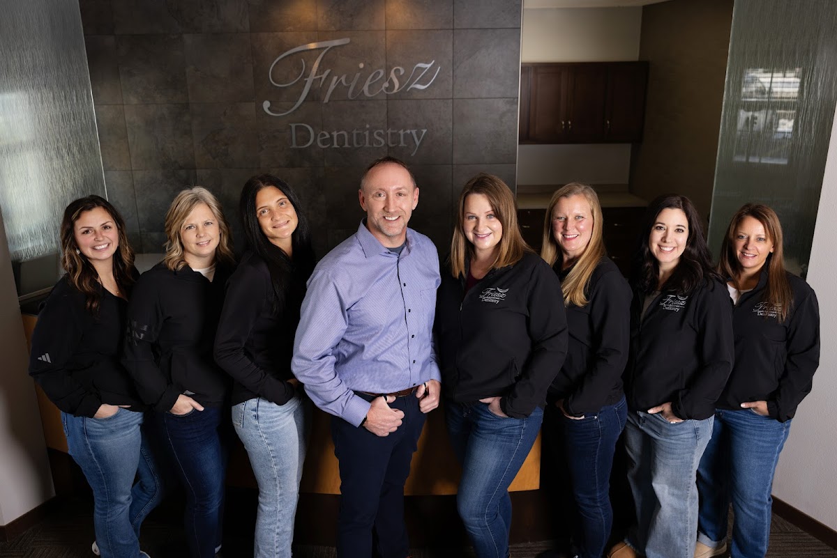 Friesz Family & Cosmetic Dentistry photo 2
