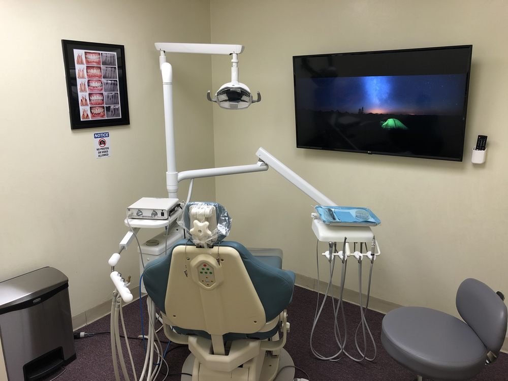 Dr. Claire Kang: Same-day Crowns and Implants photo 1