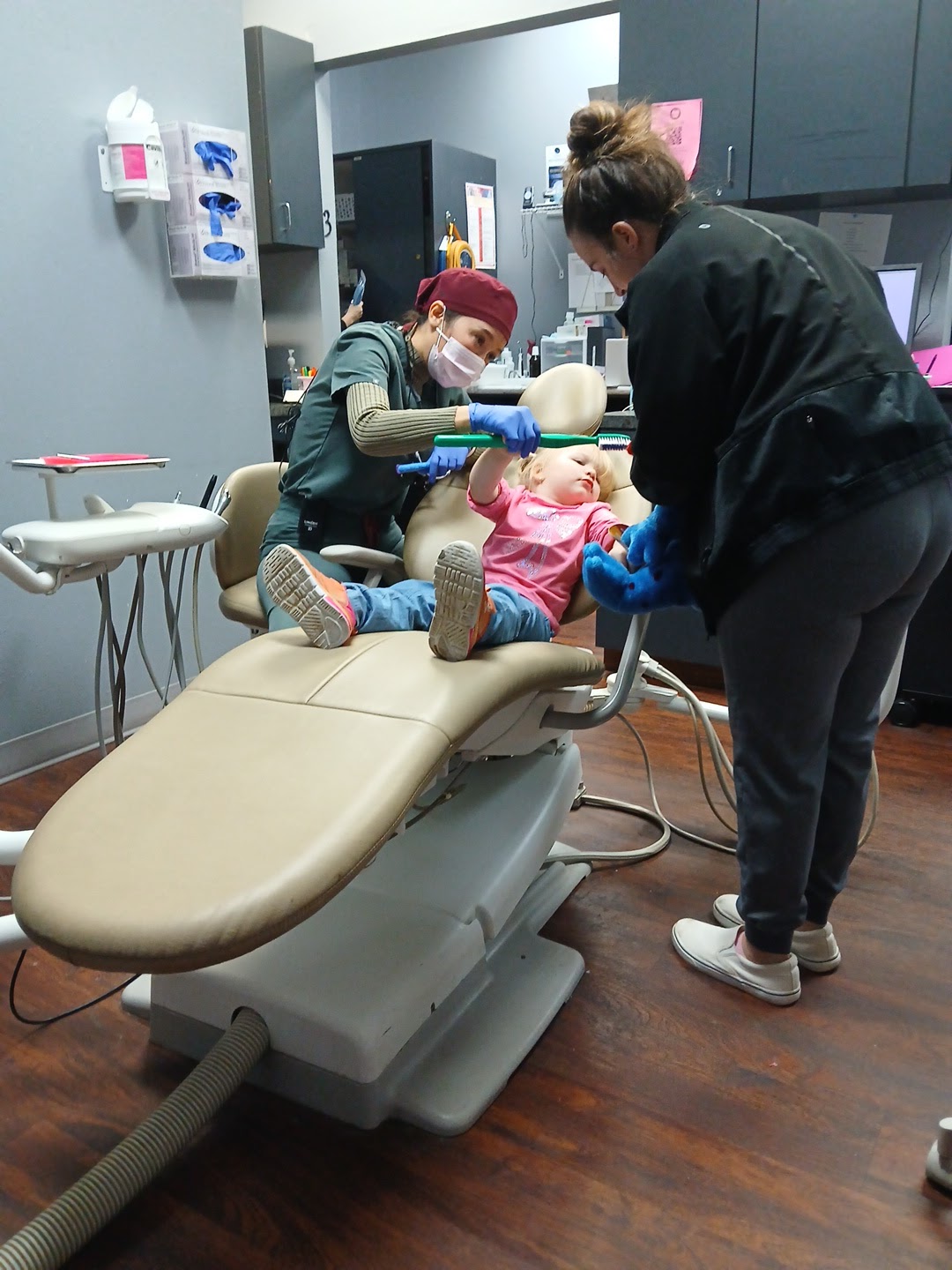 Smiley Star Dental photo 2