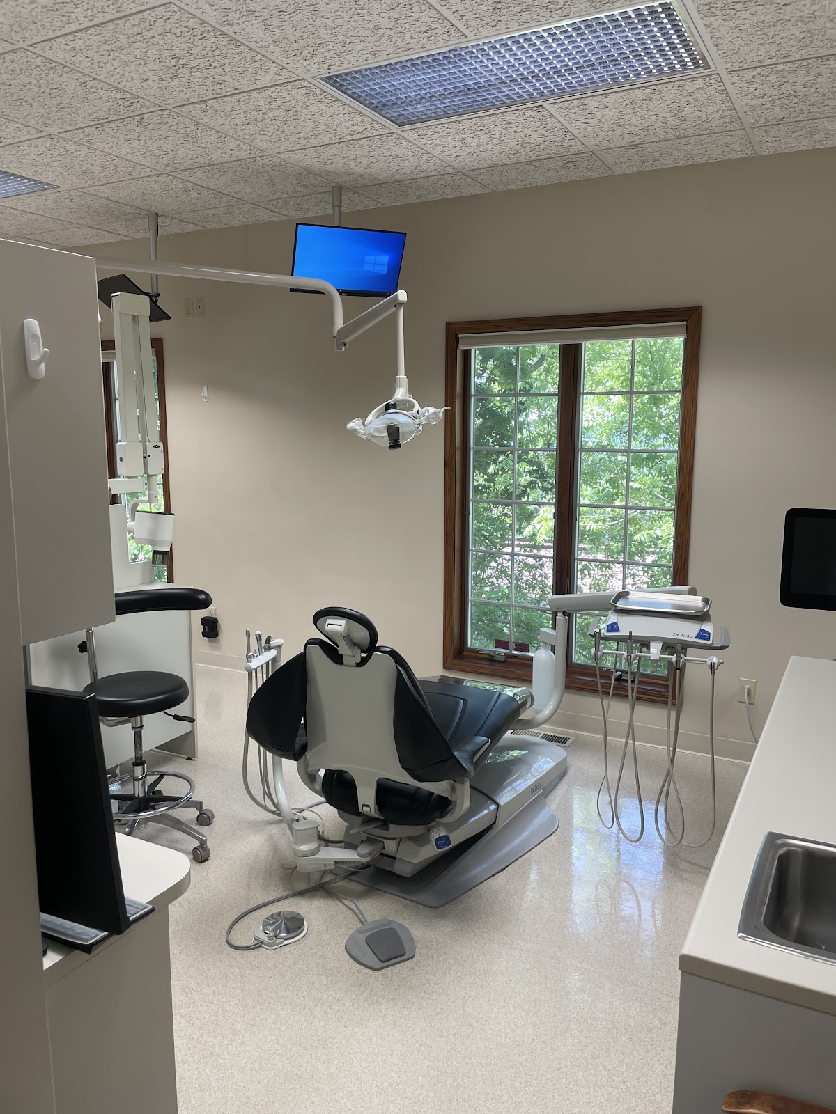 Spring Valley Dental Care photo 3