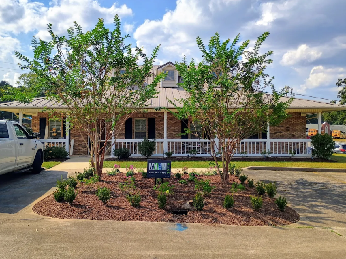 The Oak Mountain Denture and Implant Center photo 2