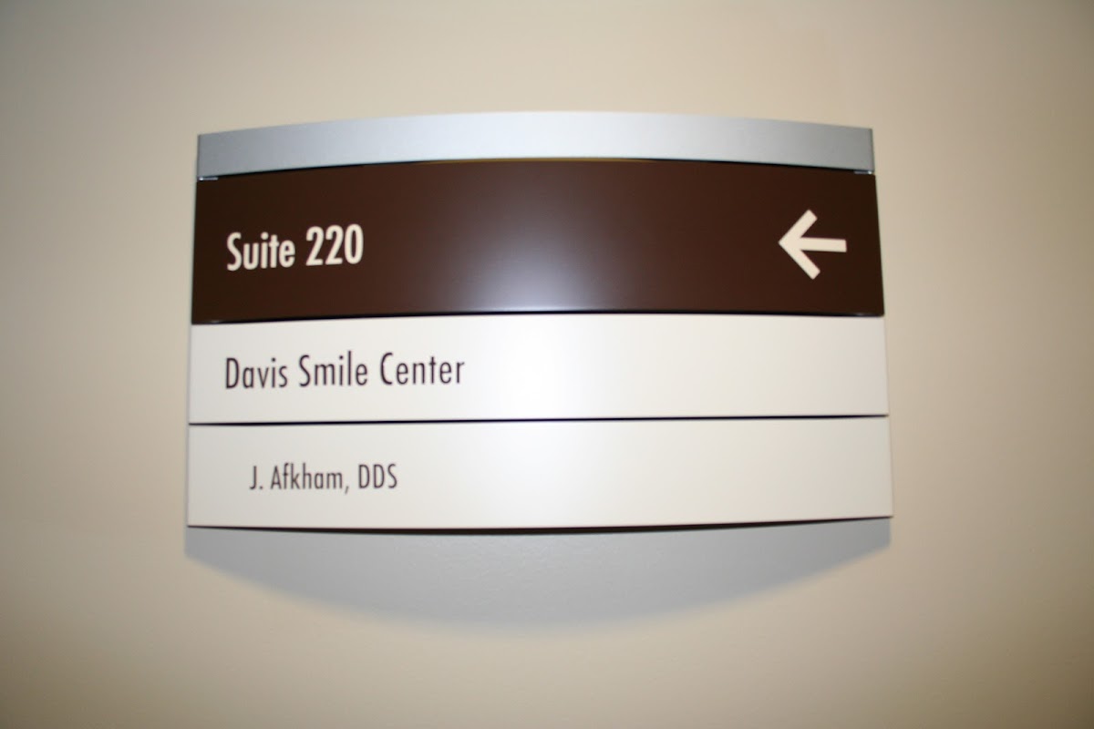 Davis Smile Center/ Dr.jafar Afkham photo 5