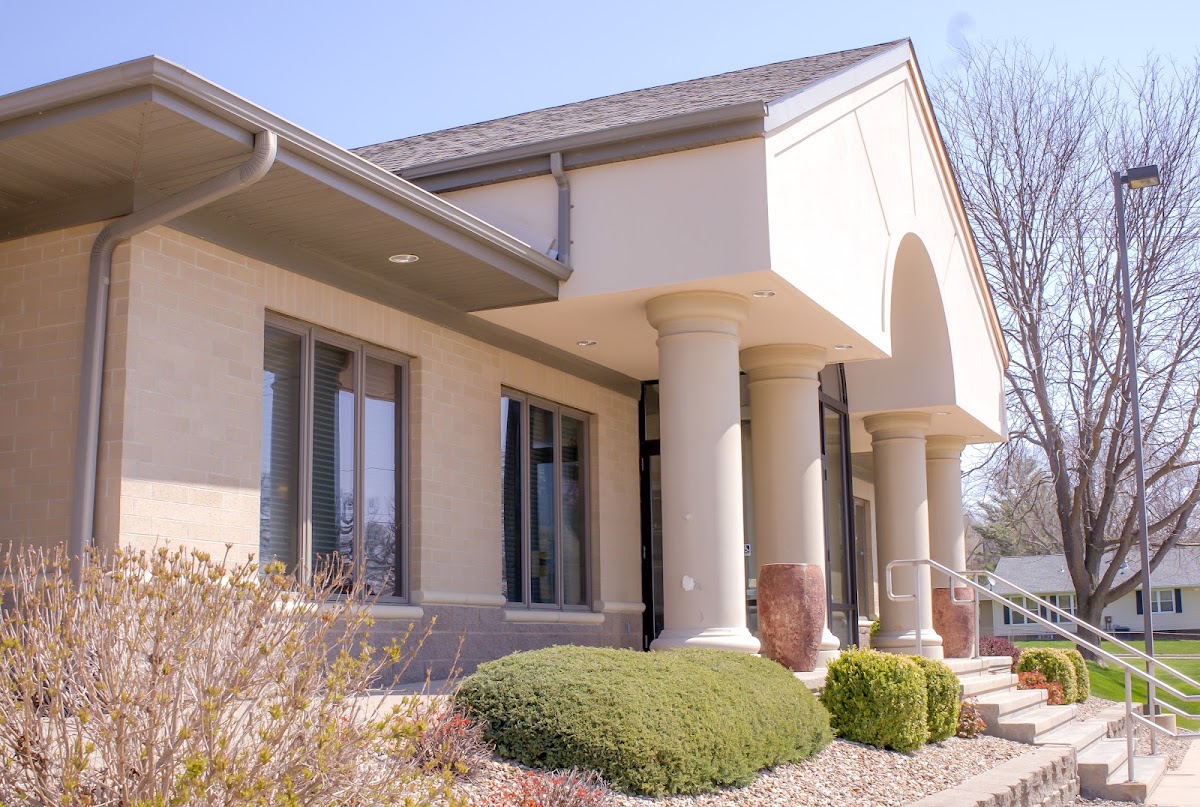 Dental Arts Dr. Deb Cassill - Cedar Rapids photo 3